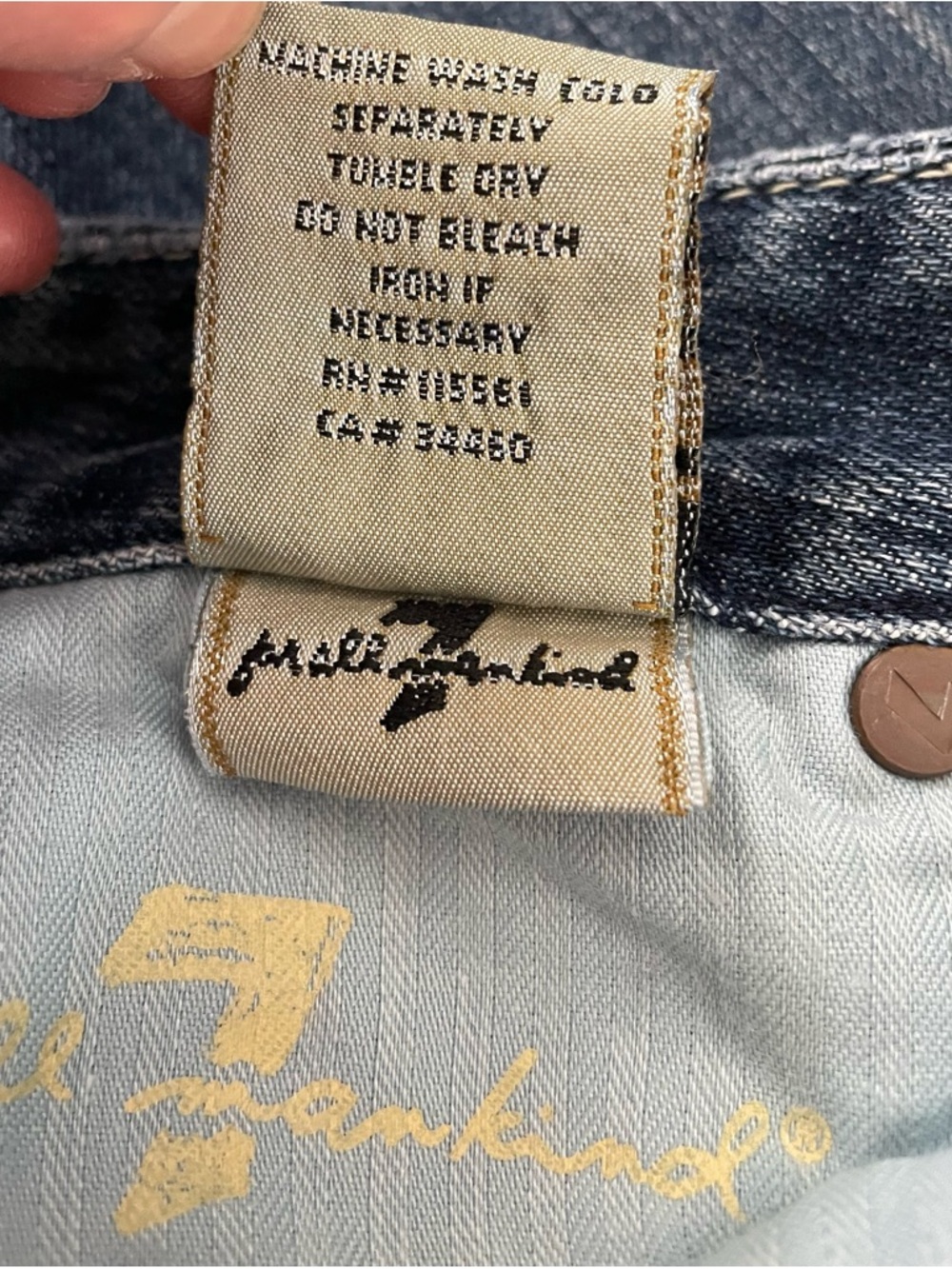 7 For All Mankind Women's Boot Cut Jeans - Light Blue Denim size 28 x 31 - Picture 8 of 8